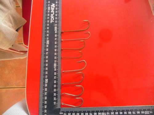 FISHING HOOKS  (VERY GOOD CONDITION)